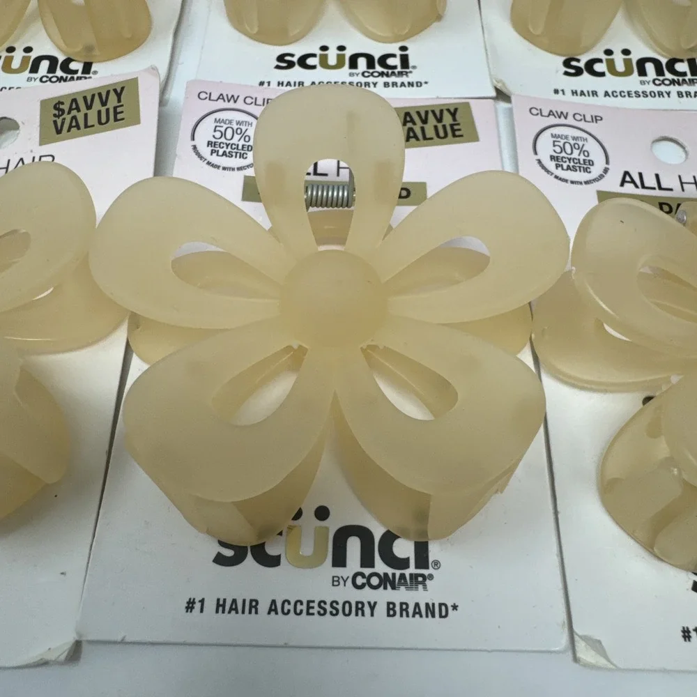 8X Scunci Flower Claw Hair Clip All Day Hair Hold 7CM , Tan